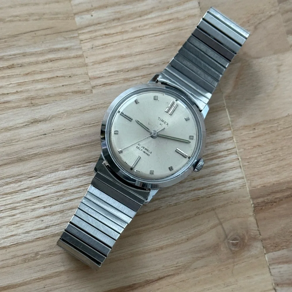 Timex 1968 Prestige 21 Jewels Self-Winding Vintage Watch Stainless Bracelet